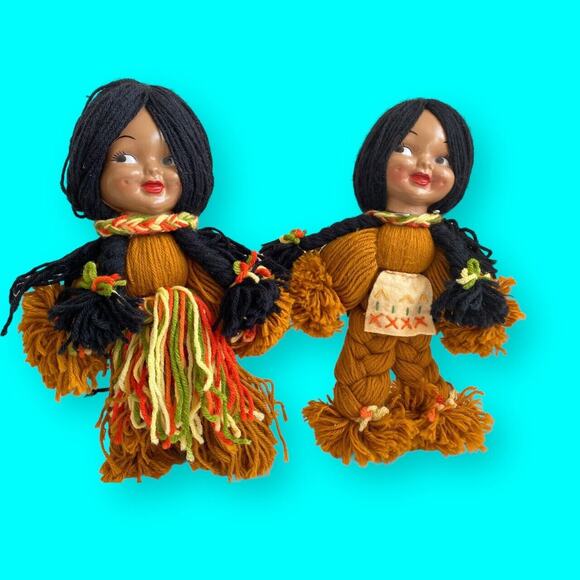 Yarn Dolls Native American, Braided Black Hair, Multicolor Clothes 15” Vtg - Picture 10 of 11